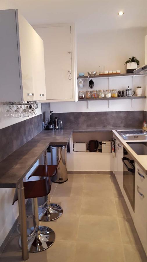 Agreable Appartement T2 Proche Centre Nîmes Exterior foto