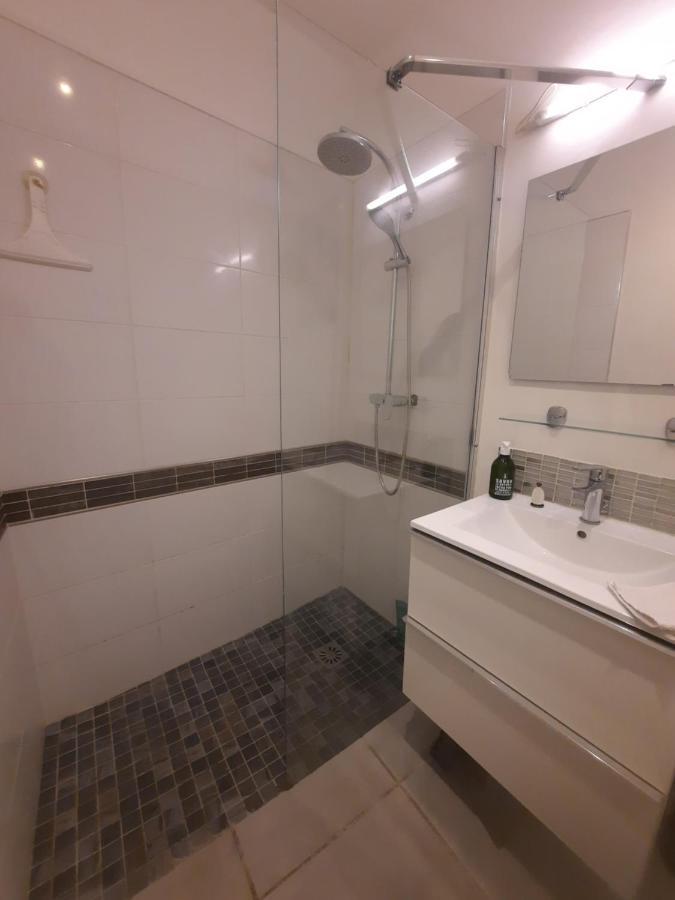 Agreable Appartement T2 Proche Centre Nîmes Exterior foto