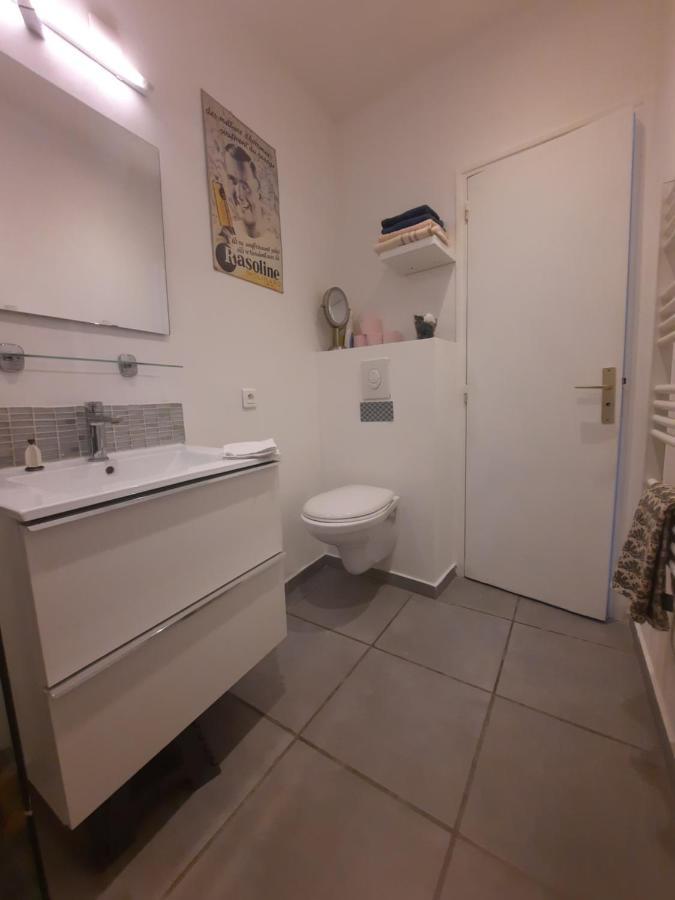 Agreable Appartement T2 Proche Centre Nîmes Exterior foto